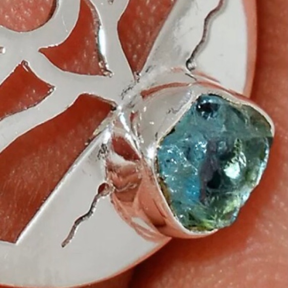 Lotus silver gemstone pendant - Picture 2 of 2